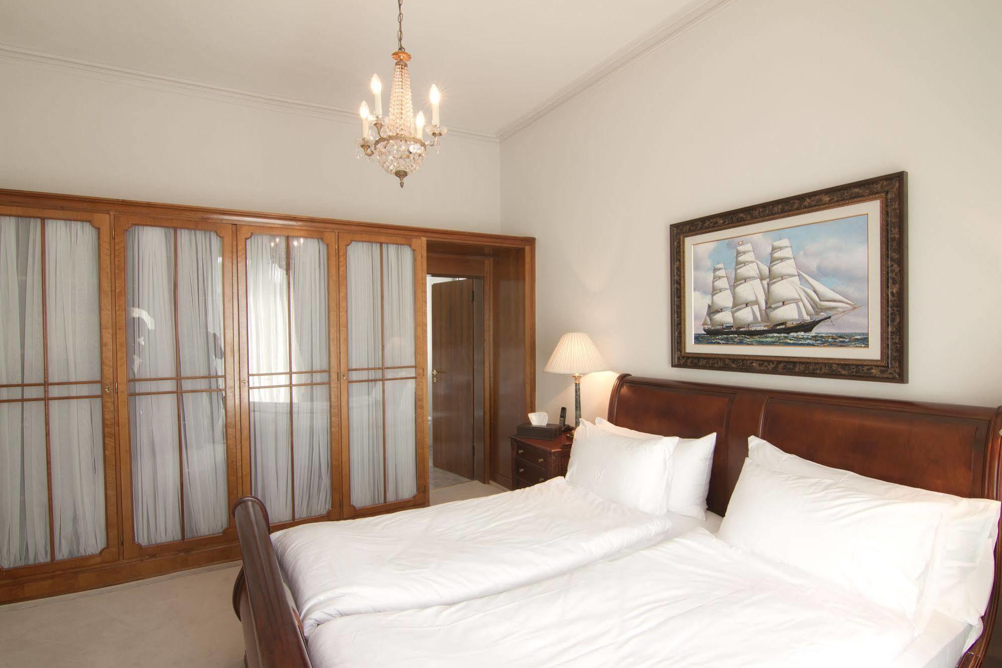 Hotel Romerbad 바덴바일러 외부 사진